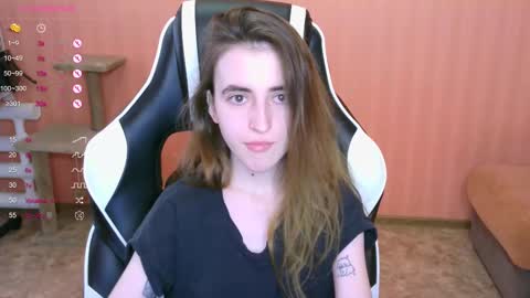 Snapshot of valeritiio chatting on 02.28.25 valeritiio online show from 02.28.25