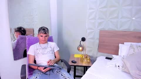 V A L E R I U S  online show from 05.21.26