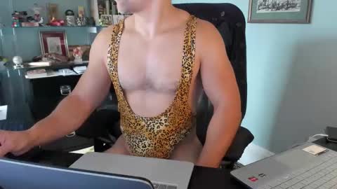 Snapshot of valeriusvitus99 chatting on 11.03.25 athletic ass muscles underwear smooth cock online show from 11.03.25