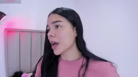 Cris  online show from 02.23.25