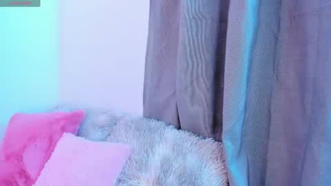 Snapshot of valery_kils chatting on 04.18.26 VALERY online show from 04.18.26