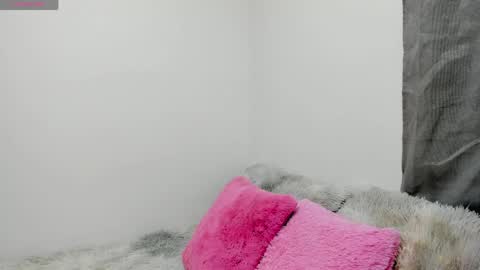Snapshot of valery_kils chatting on 04.25.26 VALERY online show from 04.25.26
