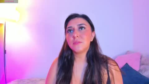 Snapshot of valery_kils chatting on 05.31.26 VALERY online show from 05.31.26