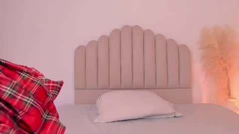 Snapshot of valery_santorini chatting on 06.14.26 VALERY online show from 06.14.26