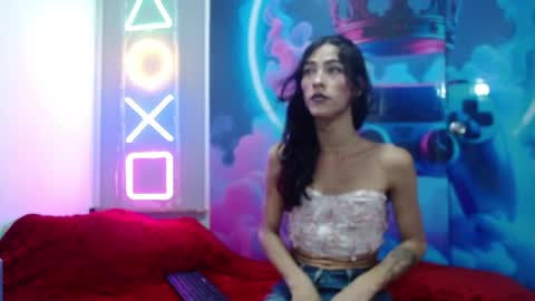 Snapshot of valery_slim18 chatting on 04.10.26 valery online show from 04.10.26