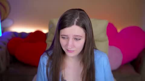 V A L E R Y  M U R online show from 02.16.26