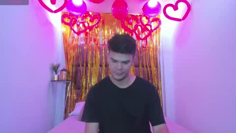 Valery Stonne  online show from 02.13.25