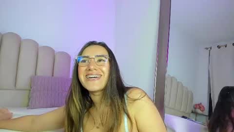 Snapshot of valey_x chatting on 06.18.26 valey_x online show from 06.18.26