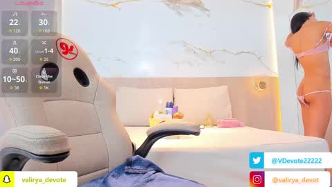  VALIRYA  online show from 11.04.25