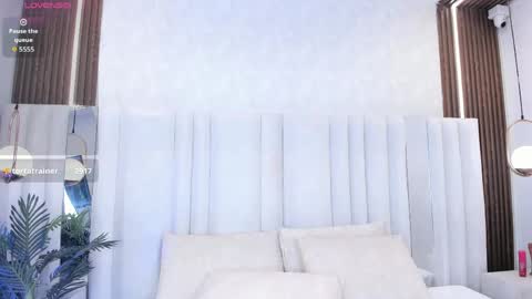 Snapshot of valkiria_vixen chatting on 05.15.26 VALQUIRIA online show from 05.15.26