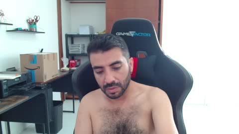 Snapshot of vallartamexi chatting on 03.30.26 Roberto Carlos online show from 03.30.26