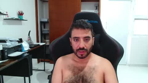 Snapshot of vallartamexi chatting on 06.10.26 Roberto Carlos online show from 06.10.26