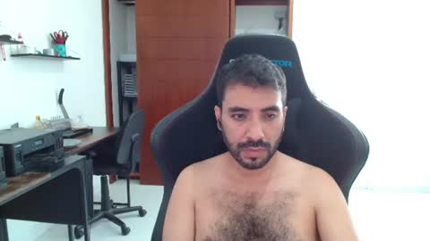 Snapshot of vallartamexi chatting on 06.19.26 Roberto Carlos online show from 06.19.26