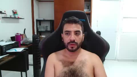 Snapshot of vallartamexi chatting on 07.15.26 Roberto Carlos online show from 07.15.26