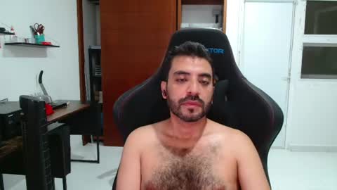 Snapshot of vallartamexi chatting on 07.18.26 Roberto Carlos online show from 07.18.26