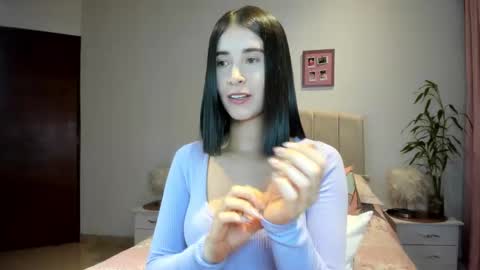 Macarena online show from 04.26.26