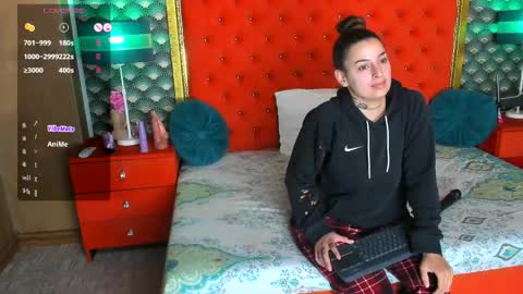 Valerie Val V online show from 04.30.26