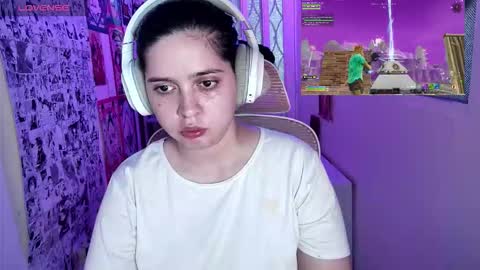 Im Violet online show from 03.13.26