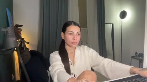 Little Devil online show from 02.06.25