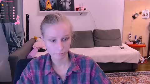 Little Devil online show from 10.05.25