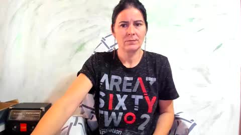 Snapshot of valysexybarbie chatting on 12.23.24 valentina online show from 12.23.24