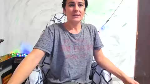 Snapshot of valysexybarbie chatting on 12.24.24 valentina online show from 12.24.24