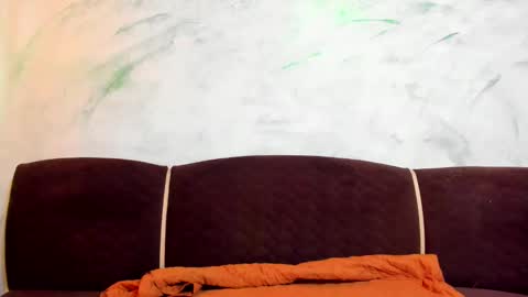 Snapshot of valysexybarbie chatting on 02.15.25 valentina online show from 02.15.25