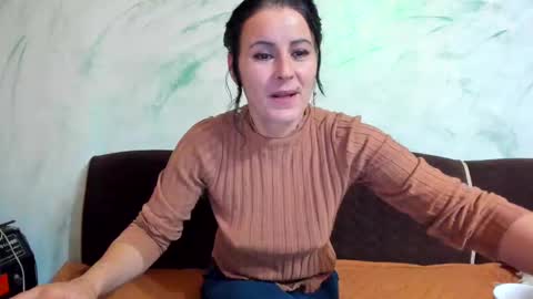 Snapshot of valysexybarbie chatting on 03.01.25 valentina online show from 03.01.25