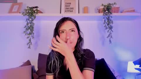 vamp  online show from 10.10.25