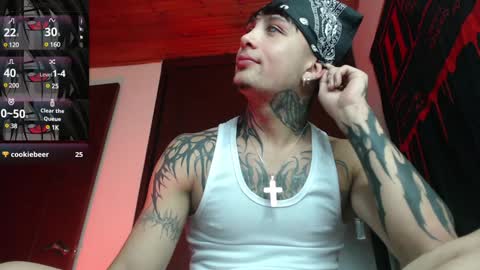 david guzman i model independenthelp me with a thumbs up online show from 01.14.25