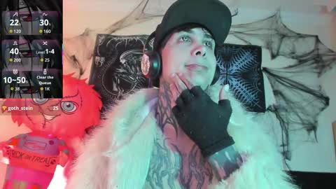 david guzman i model independenthelp me with a thumbs up online show from 10.15.25