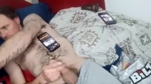 Snapshot of vanburenchris540 chatting on 12.01.25 vanburenchris540 online show from 12.01.25