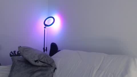 Snapshot of vandalovee chatting on 02.24.25 Babi Alu online show from 02.24.25