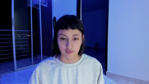 Snapshot of vandalovee chatting on 03.08.25 Babi Alu online show from 03.08.25