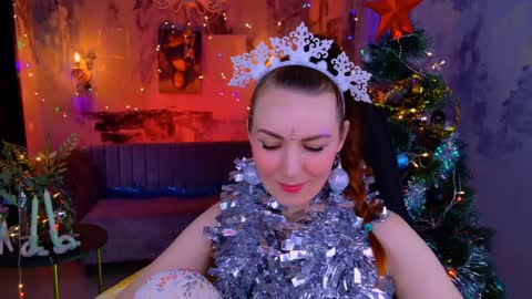 Snapshot of vandarossi chatting on 12.30.24 Vanda online show from 12.30.24