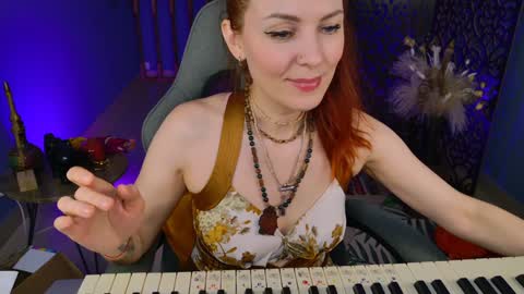 Snapshot of vandarossi chatting on 01.10.25 Vanda online show from 01.10.25
