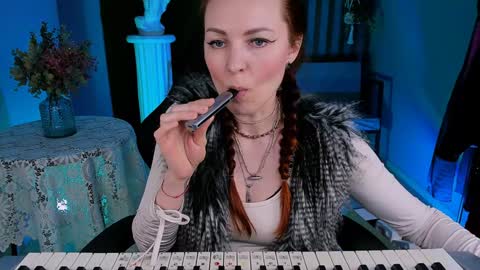 Snapshot of vandarossi chatting on 01.16.25 Vanda online show from 01.16.25