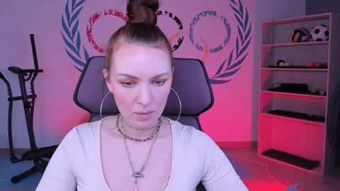 Snapshot of vandarossi chatting on 01.26.25 Vanda online show from 01.26.25
