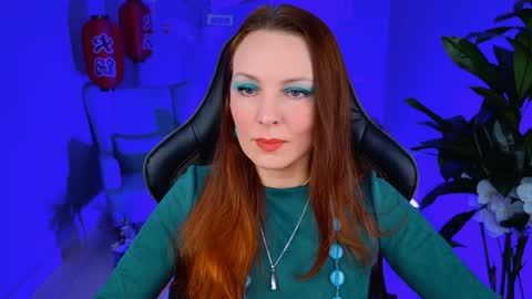 Snapshot of vandarossi chatting on 02.05.25 Vanda online show from 02.05.25
