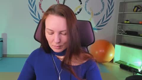 Snapshot of vandarossi chatting on 02.12.25 Vanda online show from 02.12.25