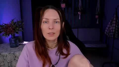 Snapshot of vandarossi chatting on 02.14.25 Vanda online show from 02.14.25