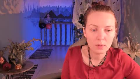 Snapshot of vandarossi chatting on 10.21.25 Vanda online show from 10.21.25