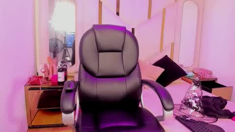 Vane online show from 04.18.26