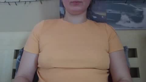 Snapshot of vanesajewel chatting on 02.11.25 VanesaJewel online show from 02.11.25