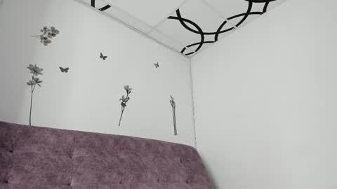 Vanessa online show from 10.14.25