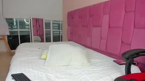 vaness_dior online show from 02.13.25