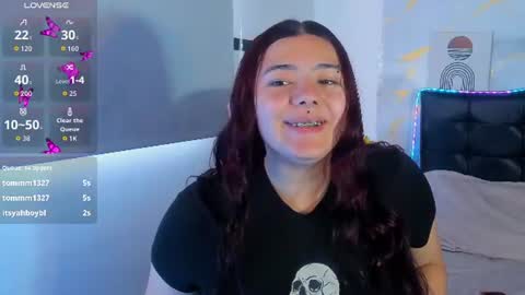 Snapshot of vanessa_gp chatting on 07.28.26 Vanesa online show from 07.28.26