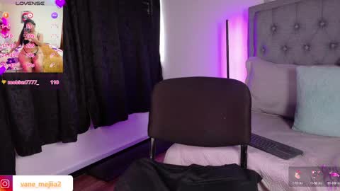 vanessa_mejiia online show from 04.28.26