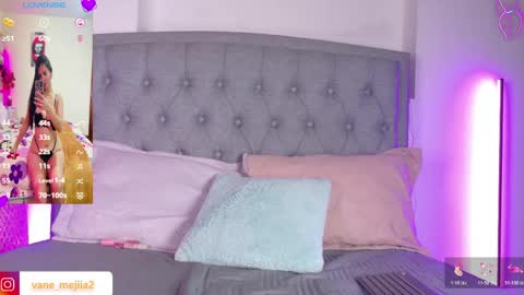 vanessa_mejiia online show from 05.26.26