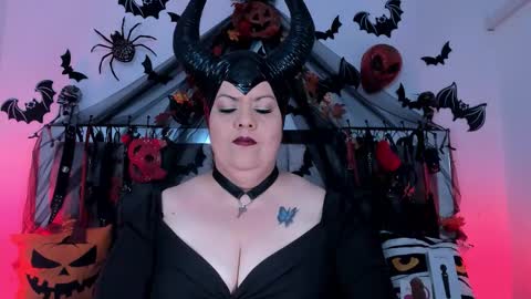 Vanessa online show from 10.30.25